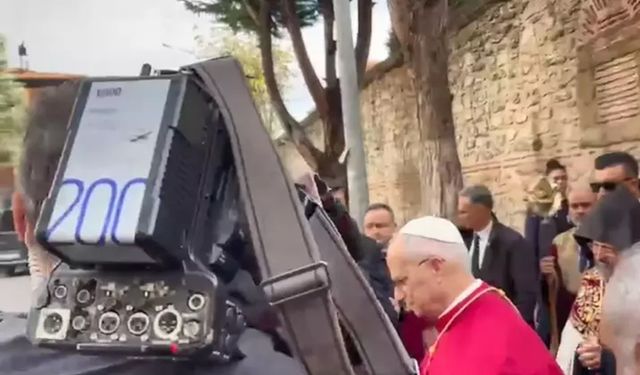 Papa 14. Leo Kumkapı Patriklik Kilisesi'ni ziyaret etti