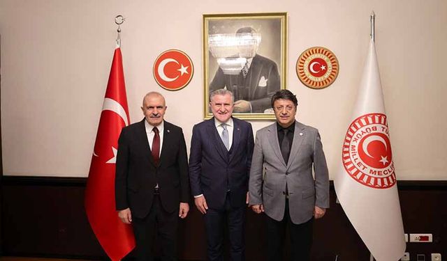 Van Milletvekillerinden Gençlik ve Spor Bakanı Bak’a ziyaret