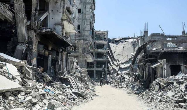 Gazze'de can kaybı 70 bin 925'e yükseldi