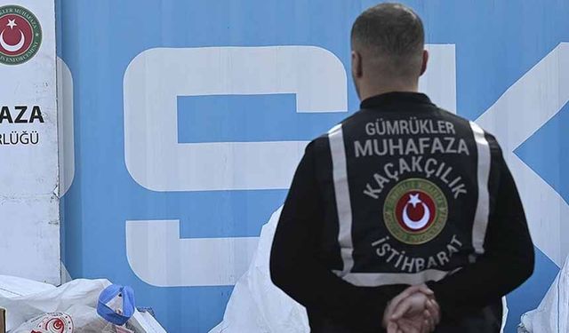 Gümrükte 394 kilogram metamfetamin cinsi uyuşturucu madde ele geçirildi