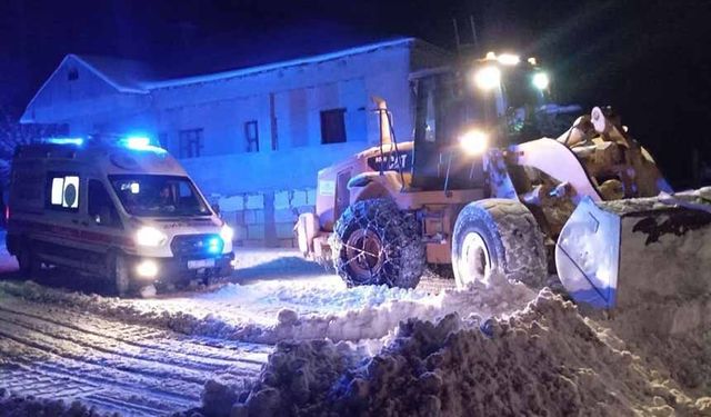 Van'da hastaların imdadına ekipler yetişti