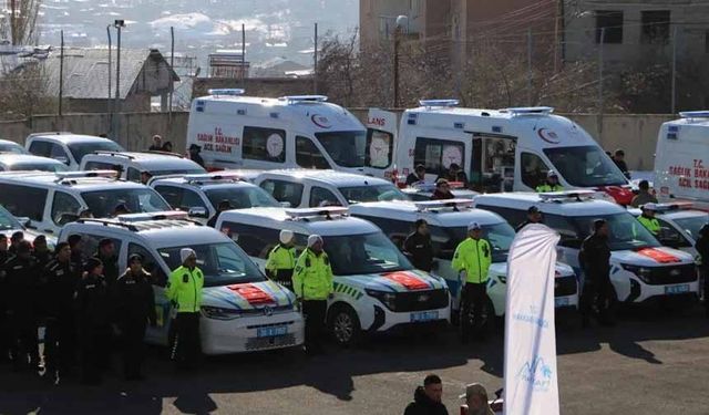 İçişleri Bakanlığı’ndan Hakkari’ye 45 yeni hizmet aracı