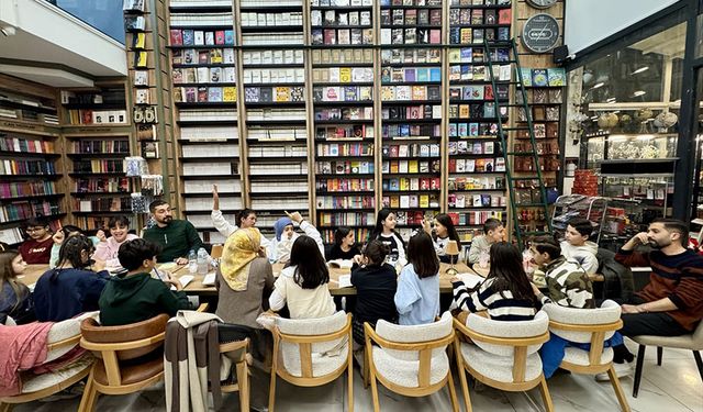 Öğretmenler "kitap tahlili" ile öğrencilere okuma alışkanlığı kazandırıyor