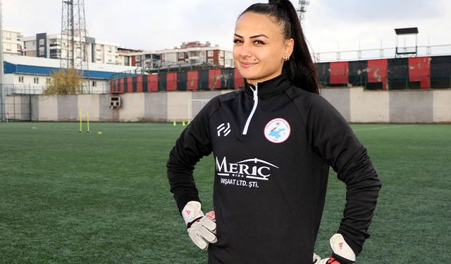 Vangücü takımının kalesi Şeymanur'a emanet