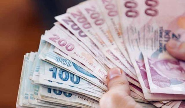 Kamu personeline 30 bin TL seyyanen zam geri çekildi