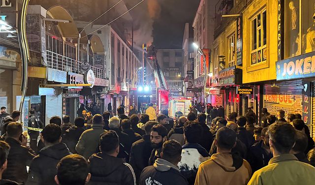 Van'da otelde korkutan yangın!