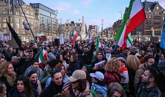 İran'daki protestolarda ölenlerin sayısı 5 bin 137’ye yükseldi