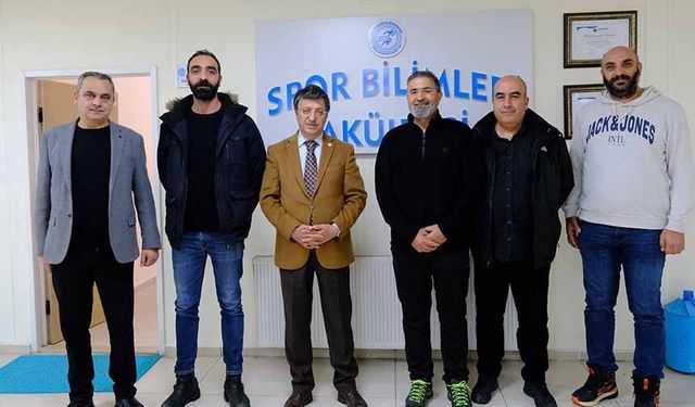 Milletvekili Türkmenoğlu’ndan YYÜ’ye ziyaret