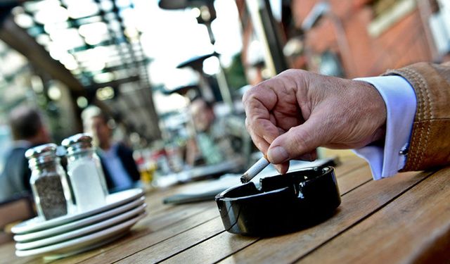 Tiryakilere kötü haber! Sigara yasağında kapsam genişliyor