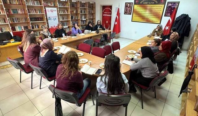 Van'da "akran anneleri" çocukları için bir araya geliyor