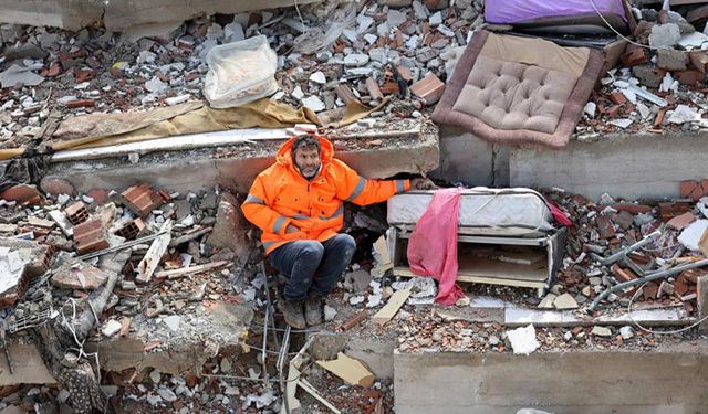 Asrın felaketinin üzerinden 3 yıl geçti! Dayanışma örneği gösterildi