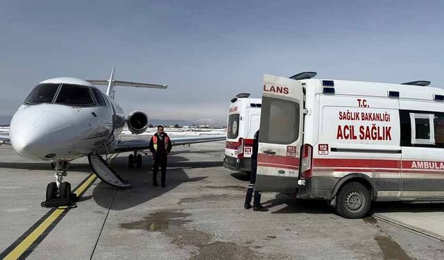 Ambulans uçak hasta bebekler için havalandı