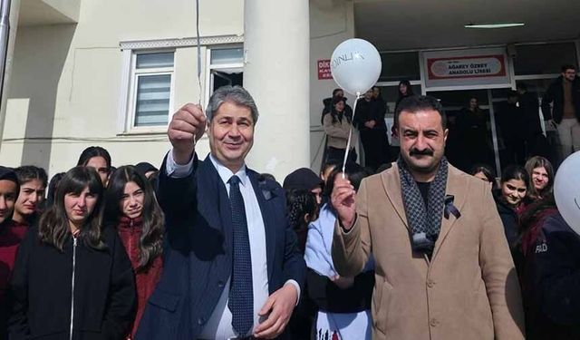 Deprem şehitleri Özalp’ta anıldı