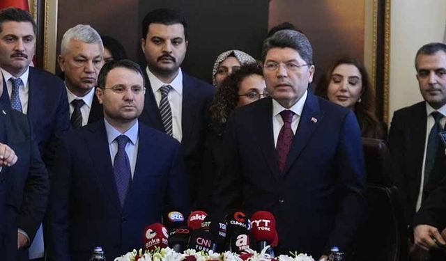 Adalet Bakanlığında devir teslim töreni yapıldı