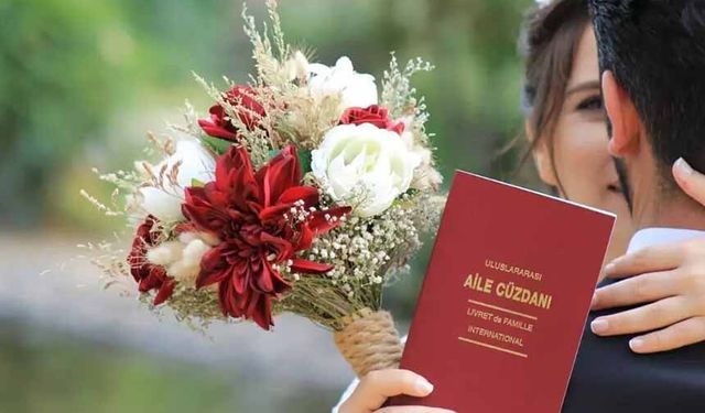 Evlenen çiftlerin sayısı 2025 yılında 552 bin 237 oldu