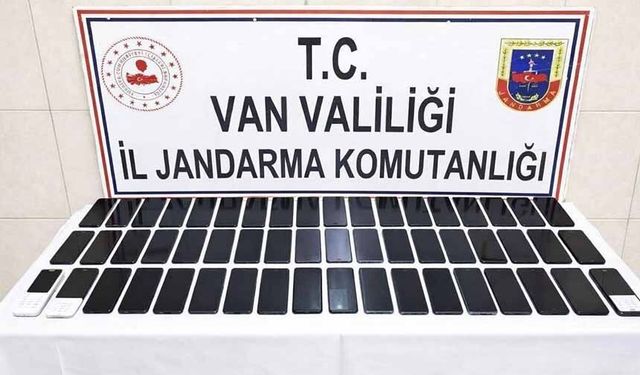 Van’da milyonluk kaçak eşya ele geçirildi