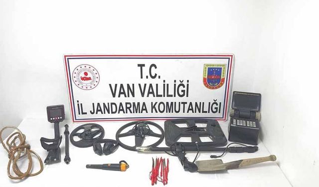 Van’da kaçak kazı yapan 3 kişi yakalandı
