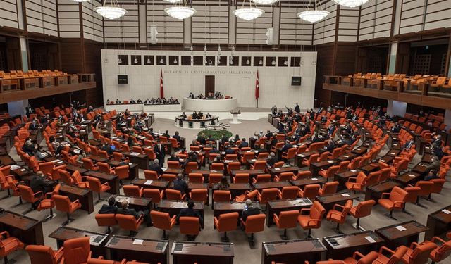 Ev hanımlarına emeklilik teklifi TBMM'de