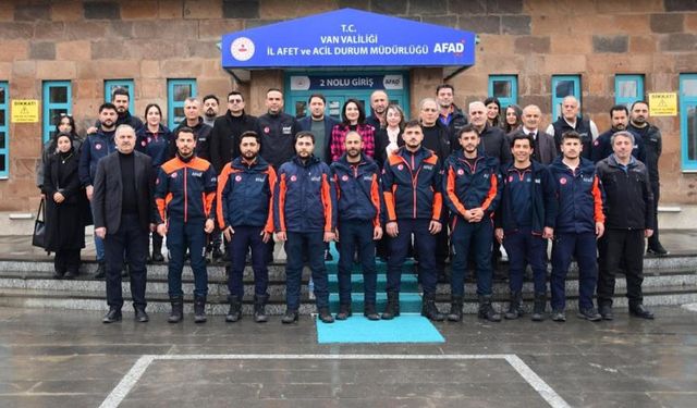 YYÜ’de "Van İlinin Depremselliği" söyleşi düzenlendi