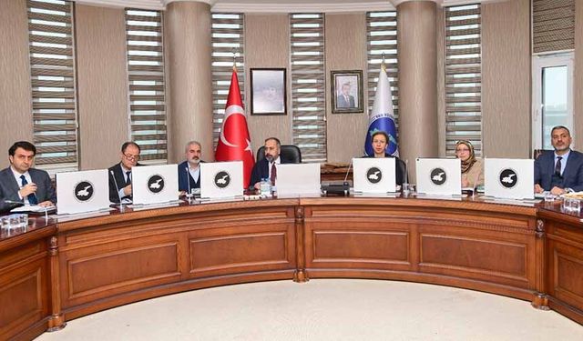 Van YYÜ'de kritik su zirvesi!