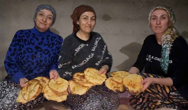 3 kız kardeşten tandır başında tatlı mesaisi