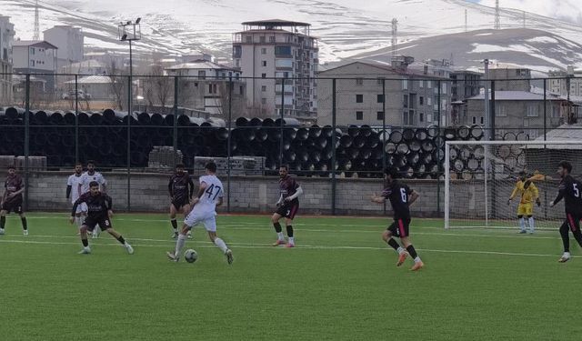 Van’da amatör futbol maçları devam ediyor