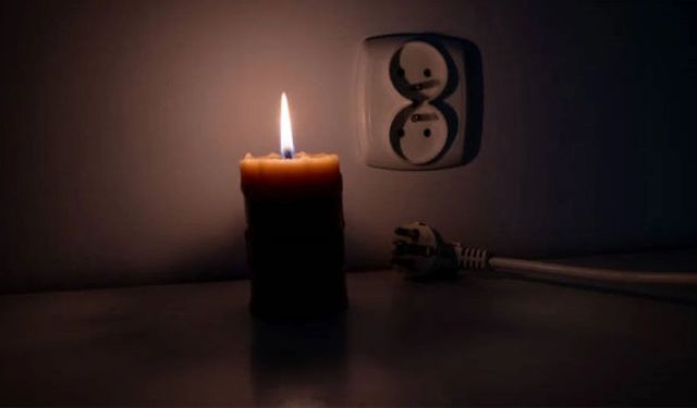 Van’da elektrik kesintileri can sıktı!