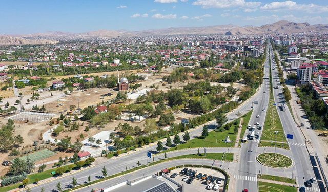 Van’da Hazineye ait arsa açık artırmayla satılacak