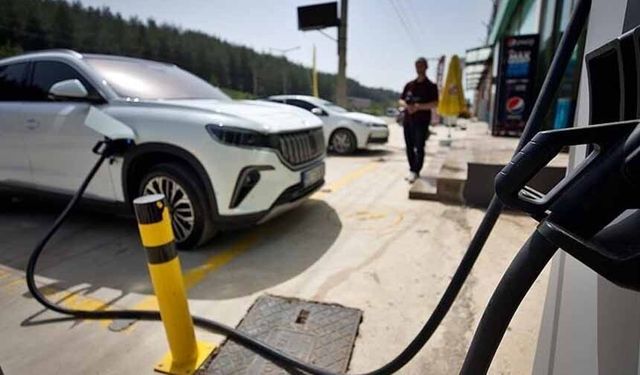 Türkiye yollarındaki elektrikli otomobil sayısı 400 bine yaklaştı