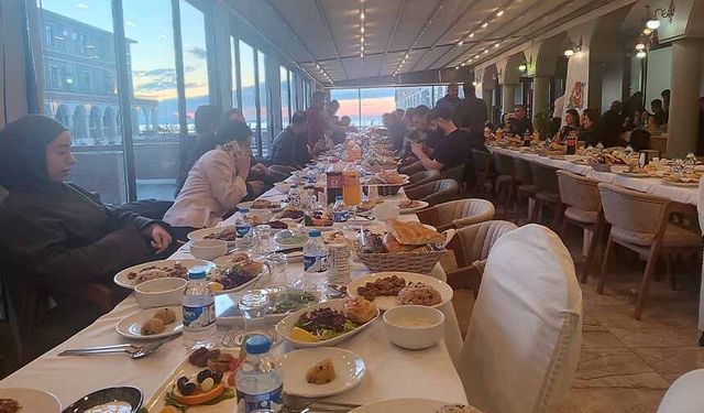 Van basını iftarda bir araya geldi!