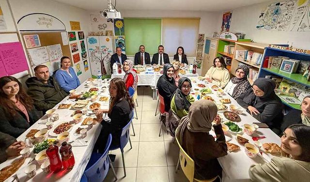 TEGV gönüllüleri ve yöneticiler iftarda buluştu