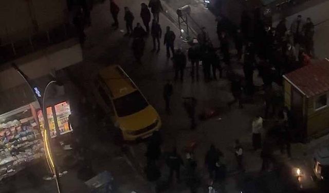 Yüksekova'da taşlı sopalı kavga: 1'i polis 2 yaralı