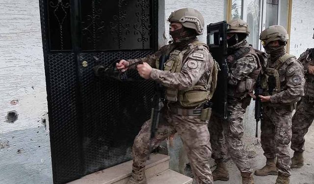 Van'da operasyon! 4 kilo uyuşturucu ele geçirildi