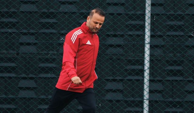 Vanspor Teknik Direktörü Korkmaz: Pazar gününü iple çekiyoruz!