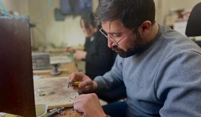 Van'ın tescilli savat sanatı genç kuşaklara aktarılıyor