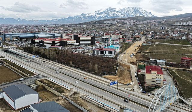 Van Bölge Hastanesi’nin trafik yükü azaltılacak! Yeni yolla çevre yoluna bağlanacak…