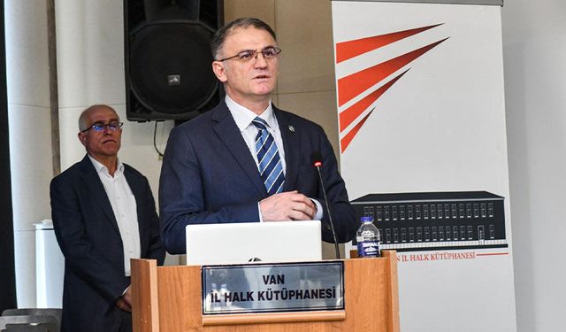 Van Valisi Ozan Balcı: Kütüphane altyapısını güçlendirmeye devam edeceğiz