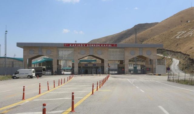 Kapıköy Sınır Kapısı'nda yolcu girişi durduruldu