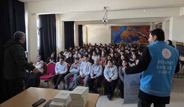 Çaldıran’da Umre ödüllü yarışma