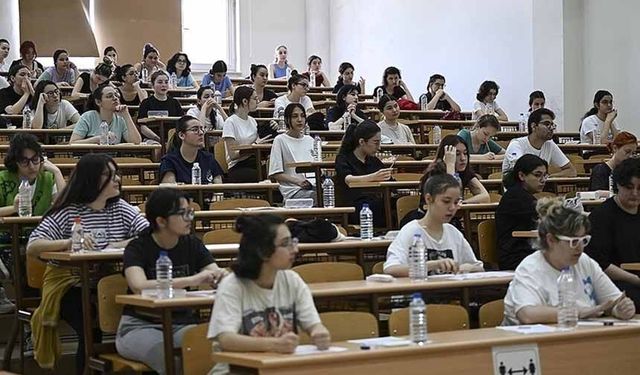 YKS'ye yaklaşık 2,5 milyon aday başvurdu