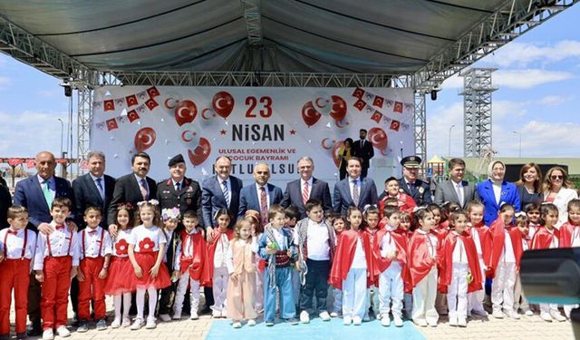 Van'da 23 Nisan etkinliklerle kutlandı