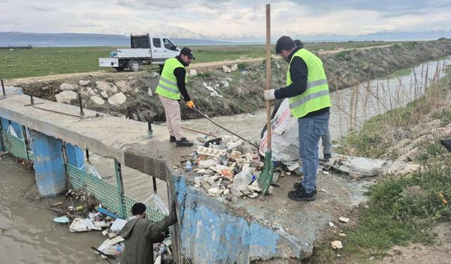 Van’da balık göçüne temizlik desteği