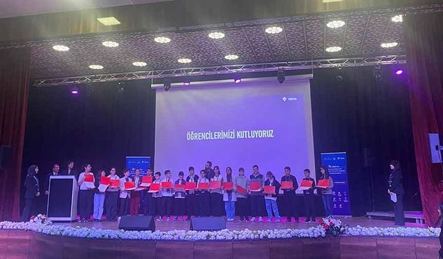 Vanlı öğrencilerden TÜBİTAK başarısı