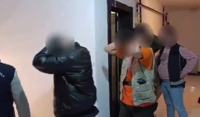 Van’da 3 organizatör tutuklandı