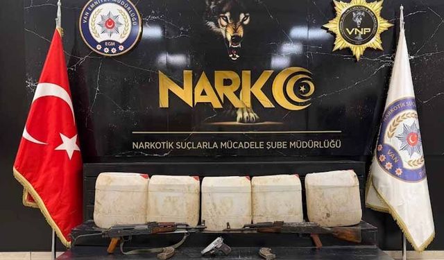 Van'da 162 kilo asetik anhidrit maddesi ele geçirildi