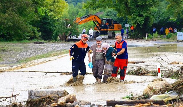 Van’da sel ve taşkınlara karşı uyarı!