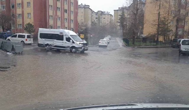 Hakkari’de sağanak alarmı