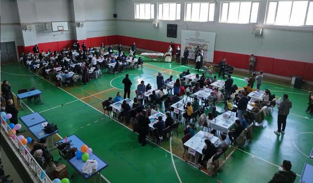 Van'da 180 öğrenci zekâ oyunlarında ter döktü
