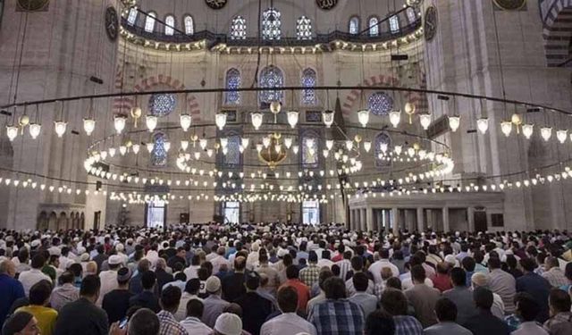 Diyanet açıkladı: İl il bayram namazı saatleri