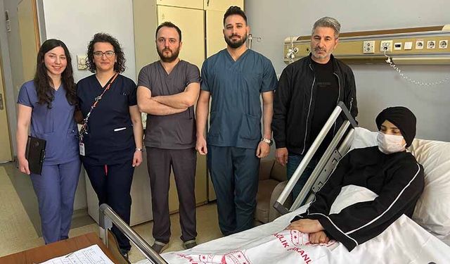 Van'da 35 haftalık hamileye eş zamanlı operasyon